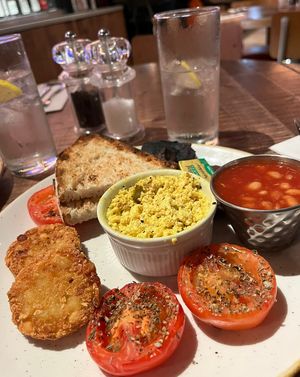 Plant-based English breakfast  at LHR - The London‘s Pride - T2 in London