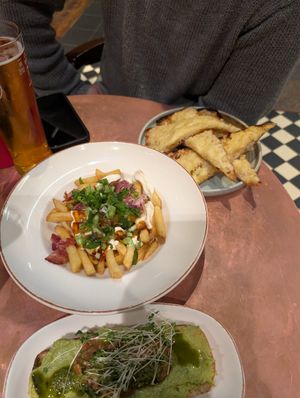  at LHR - The London‘s Pride - T2 in London