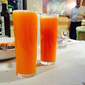 carotte-orange juice at Shanti Cafe in Coimbra
