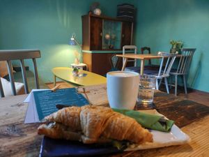 belegtes Croissant "nicht-rührei"+ at supercafé in Giessen