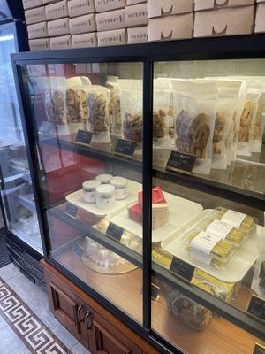   at CiGuang SuShi in Shanghai