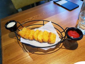 Vegan chicken nuggets. Best chicken like texture I've ever tried, and so crunchy. 10/10 at Green Vege Cafe in Shanghai