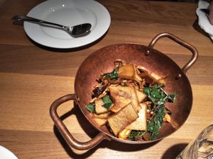 Mushroom with Thai basil at Green Vege Cafe in Shanghai