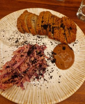 Katsu de seitan at UMAMI Plantbased in Barcelona