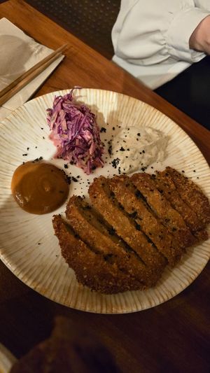 Katsu seitán at UMAMI Plantbased in Barcelona