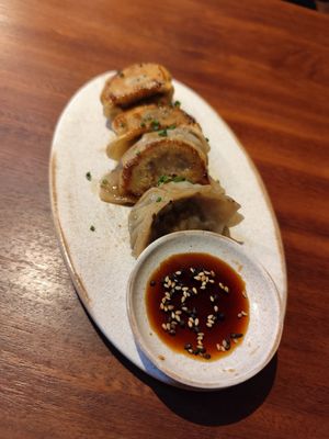 Mushrooms gyoza 4 pieces at UMAMI Plantbased in Barcelona