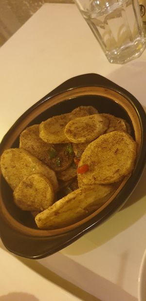 Cumin spiced potatoes 👌🌱 at Su Ren - Veg Inn in Shanghai