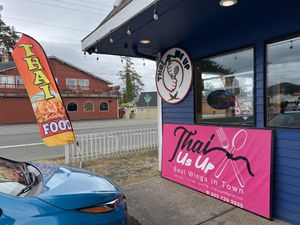 This is confusing… Thai Me Up… or Thai Us Up…?  It’s both??  at Thai Us Up in Seaside