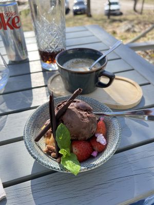   at Eatery Alex 1917 in Aabo