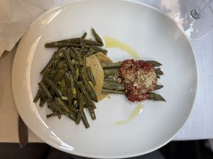 Secondino: Spargel, grüne Bohnen und Kichererbsen Crêpe   at Il Lughino in Milan