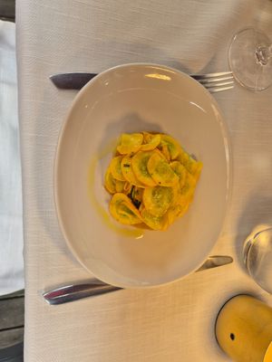 Some pastry base with zucchini at Il Lughino in Milan
