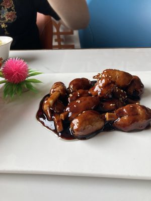 Mock meat   at Huì Yuán Sù Shí Fāng 慧缘素食坊 Lotus Vegan in Shanghai