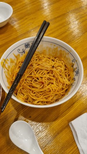 Dan dan noodles at Huì Yuán Sù Shí Fāng 慧缘素食坊 Lotus Vegan in Shanghai