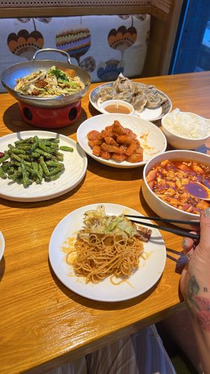  at Lotus Vegan (Huì Yuán Sù Shí Fāng) - 慧缘素食坊 in Shanghai