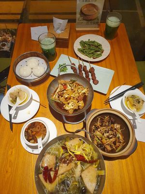  at Lotus Vegan (Huì Yuán Sù Shí Fāng) - 慧缘素食坊 in Shanghai