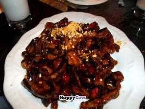 Hui Yuan Vegetarian at Huì Yuán Sù Shí Fāng 慧缘素食坊 Lotus Vegan in Shanghai