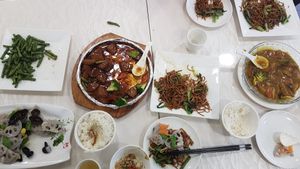 Delicious at Huì Yuán Sù Shí Fāng 慧缘素食坊 Lotus Vegan in Shanghai