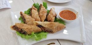 Fried tofu springers at Huì Yuán Sù Shí Fāng 慧缘素食坊 Lotus Vegan in Shanghai