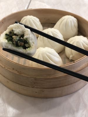 Vegetarian dumplings.  at Huì Yuán Sù Shí Fāng 慧缘素食坊 Lotus Vegan in Shanghai