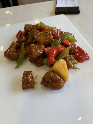 Sweet and sour pork at Huì Yuán Sù Shí Fāng 慧缘素食坊 Lotus Vegan in Shanghai