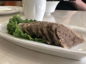 Cold sliced “beef" at Huì Yuán Sù Shí Fāng 慧缘素食坊 Lotus Vegan in Shanghai