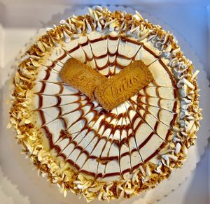 Banana Lotus Biscoff Cake at Faial Veg in Horta