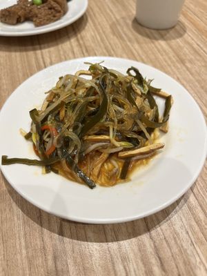 House special salad  at Din Tai Fung - Galleria Mall in Abu Dhabi