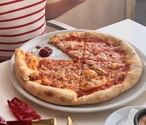 Margarita with vegan cheese   at Restaurante El Pescador in Fuerteventura