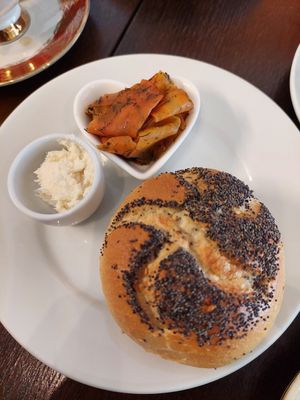 1 roll with horseradish cream and carrot salmon (3.90€) at Café Cut in Giengen An Der Brenz