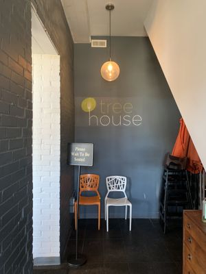 Entry  at Tree House in St Louis