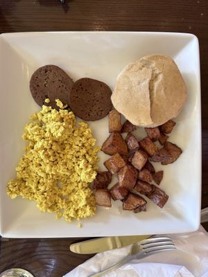 Treehouse Breakfast  at Tree House in St Louis