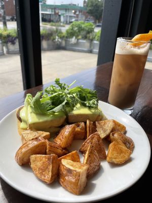 Southern Benedict and a tipsy dirty chai  at Tree House in St Louis