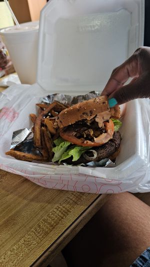  at Veggie In in Augusta