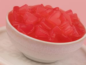 Sakura Jelly at Bubble Trouble in Newport