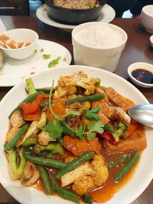  at Nhi Nuong 2 Sisters  in Sunshine