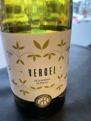 Vegan wine  at Pangäa in Alicante