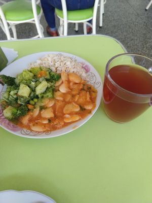 Pallares (beans), broccoli casserole, rice. Drink. at Ebenezer - De Mayo in Tacna
