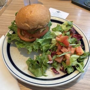 avocado burger   at Eggs'n Things in Osaka