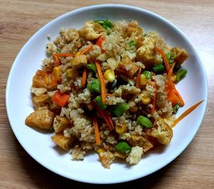 Veggies fried rice at Ly Phuoc Meal Plan N Cooking Class in Hanoi
