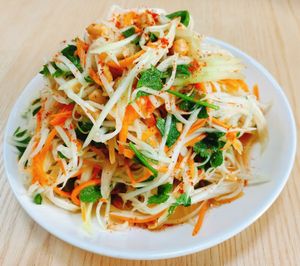 Green papaya salad at Ly Phuoc Meal Plan N Cooking Class in Hanoi