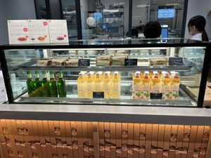  at Earth Bakery in Yokohama