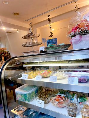  at LOTUS CAFE TOKYO in Tokyo