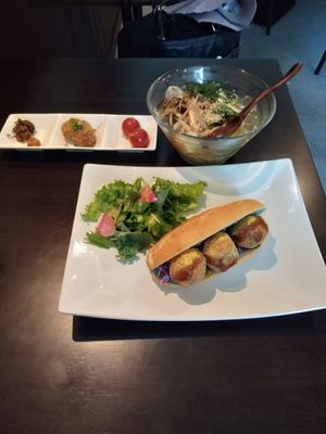  at LOTUS CAFE TOKYO in Tokyo