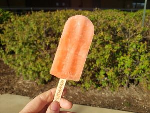 Strawberry lemonade at Mempops in Memphis