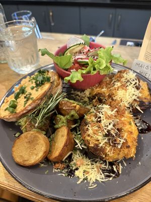 Stuffed portobello  at Vieta in Vilnius