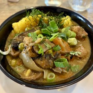 Pilz-Kartoffel-Stew  at Vieta in Vilnius