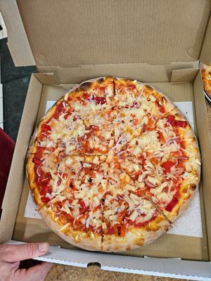 Regular crust, vegan cheese at Jad's Pizza in Downingtown