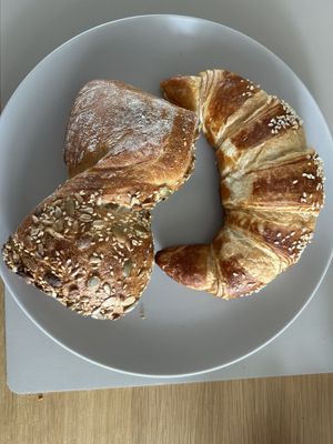 Dinkel-Laugen/knoten   at Bäckerei LANG in Heilbronn