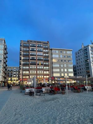 Leuk terrasje  at Mirage in De Panne