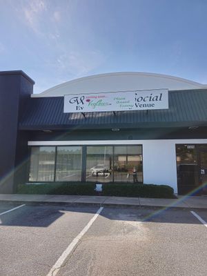 Outside  at Veggeez  in Waxhaw